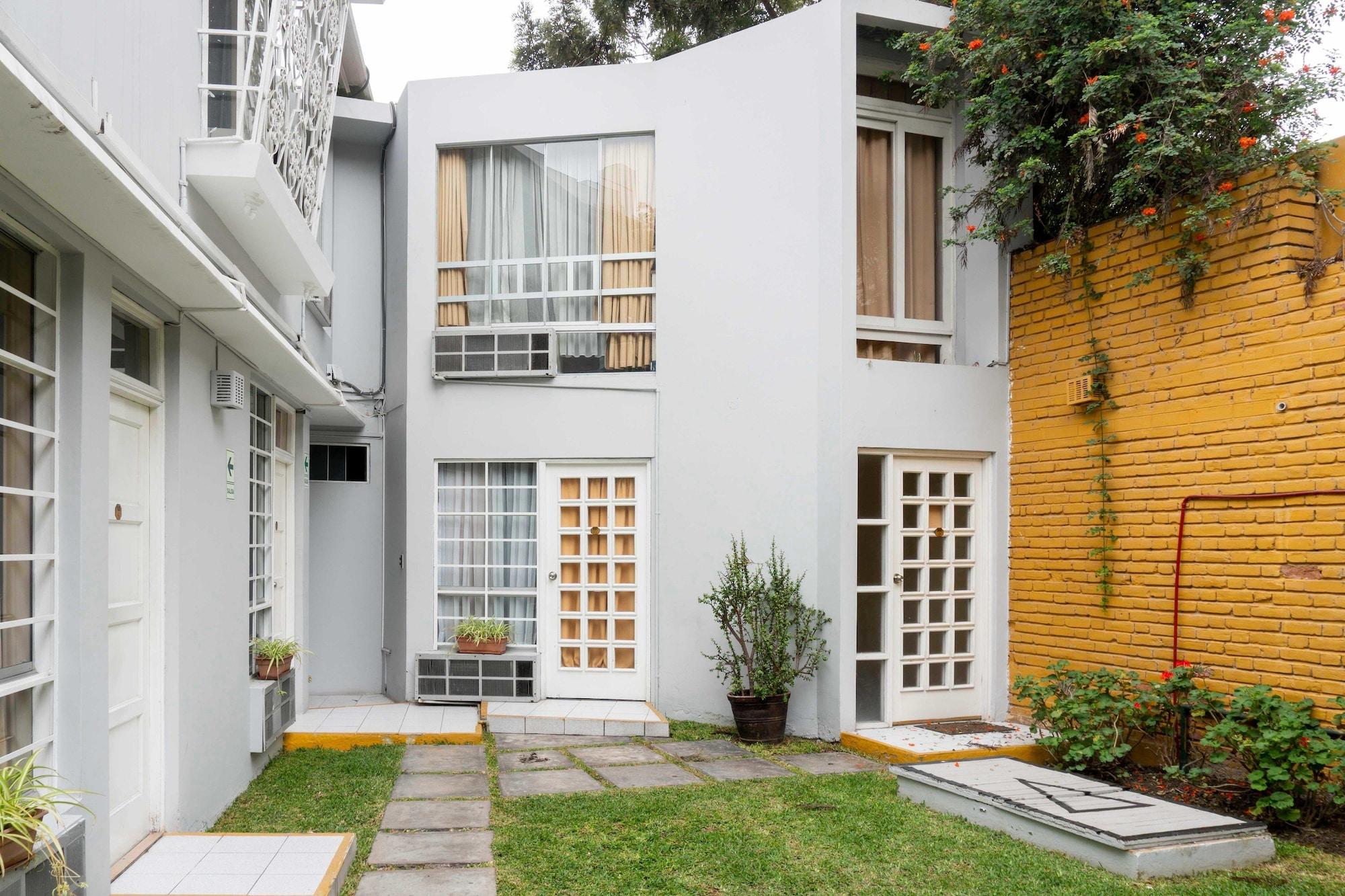 Hotel Basadre Suites Lima Bagian luar foto