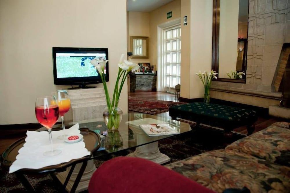 Hotel Basadre Suites Lima Bagian luar foto