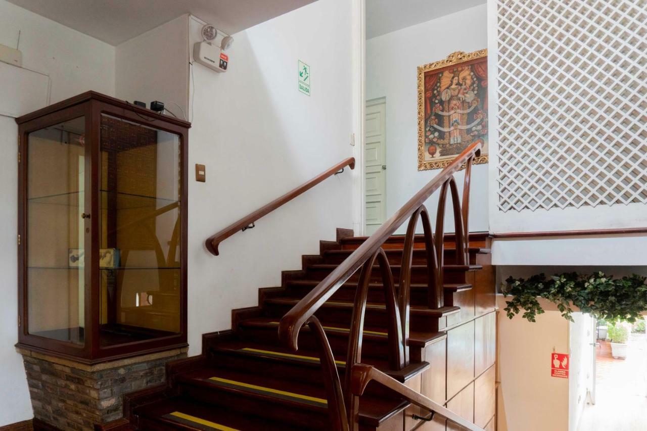 Hotel Basadre Suites Lima Bagian luar foto